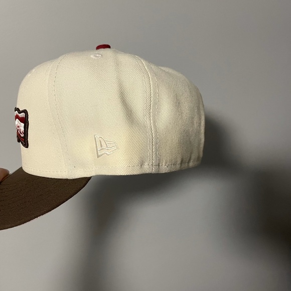 Size 7 1/2 mens fitted hat. Iron Pig’s minor league team. - Picture 3 of 4